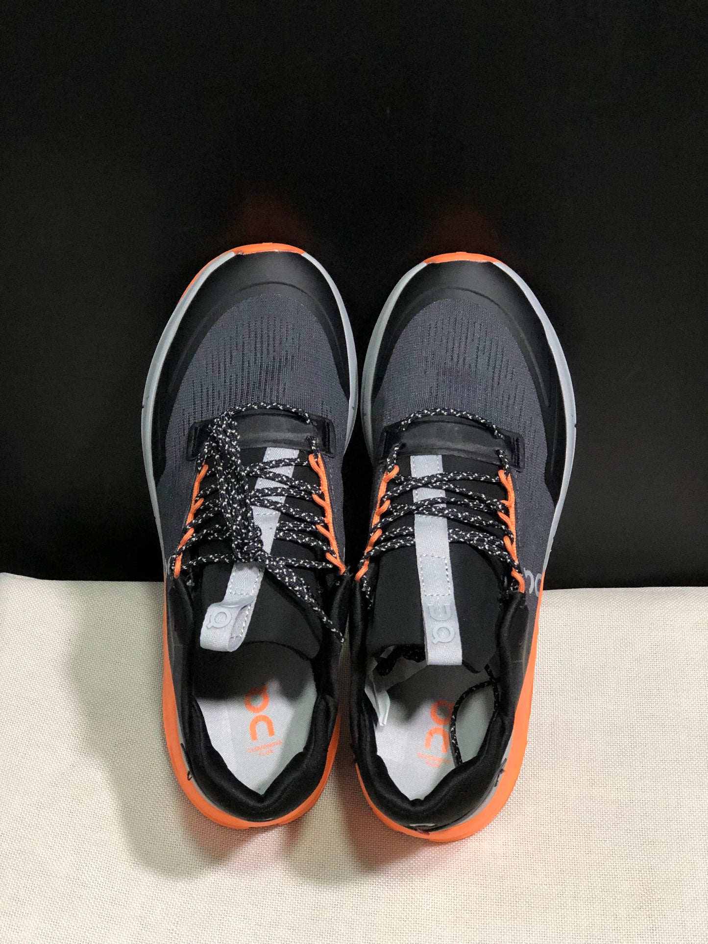 On Running Cloudnova Flux Comfortable Running Shoes Black/Flame