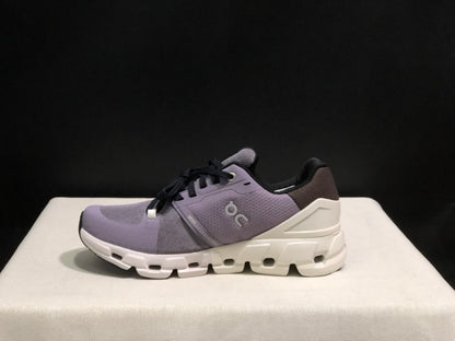 On Running Cloudflow 4 Shock-Absorbing And Wear-Resistant Running Shoes Shark/Pearl