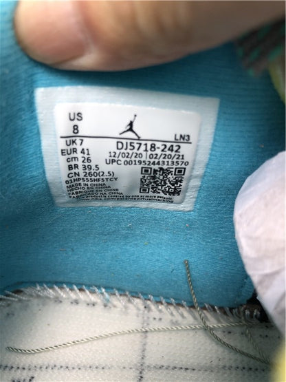 Nike Air Jordan 4 Retro SP 30th Anniversary Union Taupe Haze Sneakers