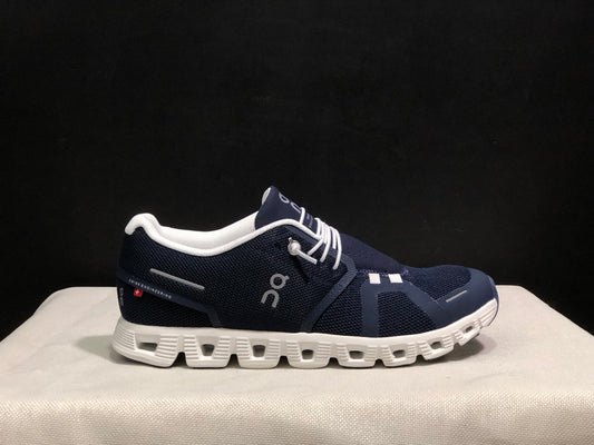 On Running Cloud 5 Lightweight Running Shoes Foggy White/Dark Blue
