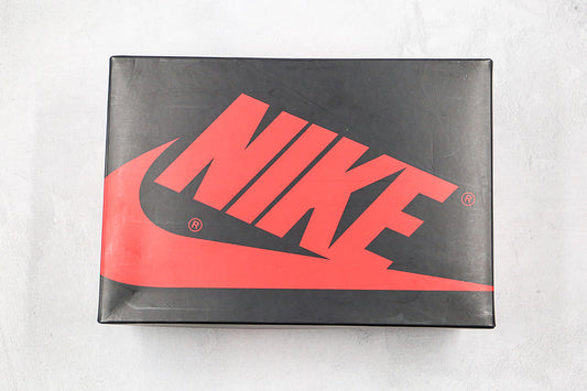 Nike Air Jordan 1 Retro High Pine Green Black Sneakers