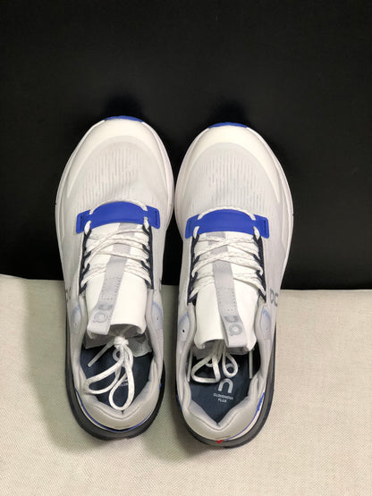 On Running Cloudnova Flux Comfortable Running Shoes White/Blue