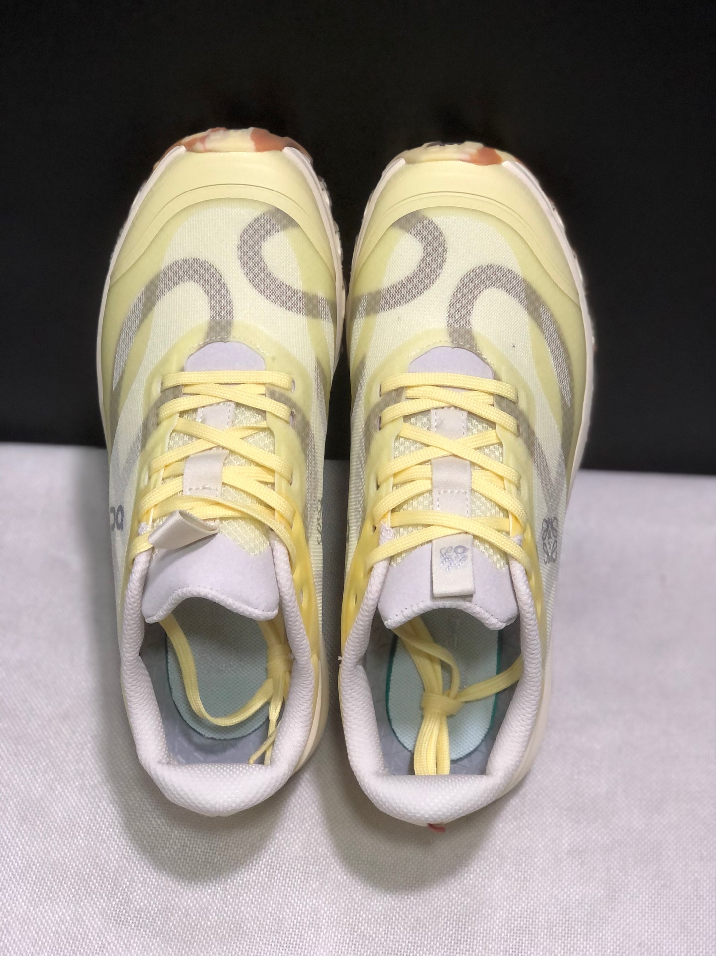 LOEWE x On Running Cloudventure 2.0 Running Shoes Co-Signed Edition Yellow