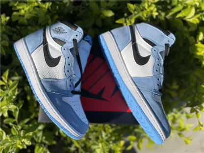 Nike Air Jordan 1 Retro High OG University Blue Sneakers