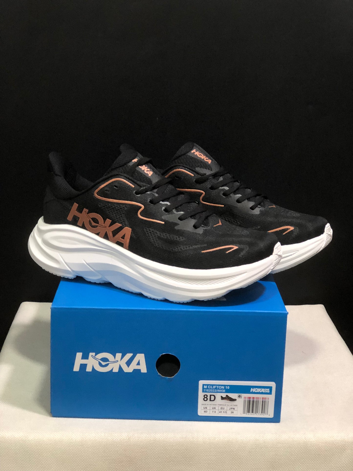 Hoka One One Clifton 10 Fashion Shoes Sneakers Black/White