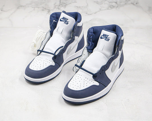 Nike Air Jordan 1 Retro High CO.JP Midnight Navy Sneakers