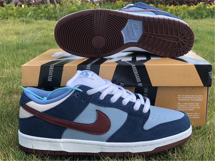 Nike SB Dunk Low Premium FTC Finally 2013 Blue Sneakers