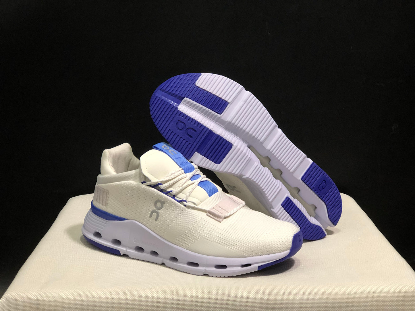 On Running Cloudnova Lightweight Sports Casual Shoes Undyed-White/Heather