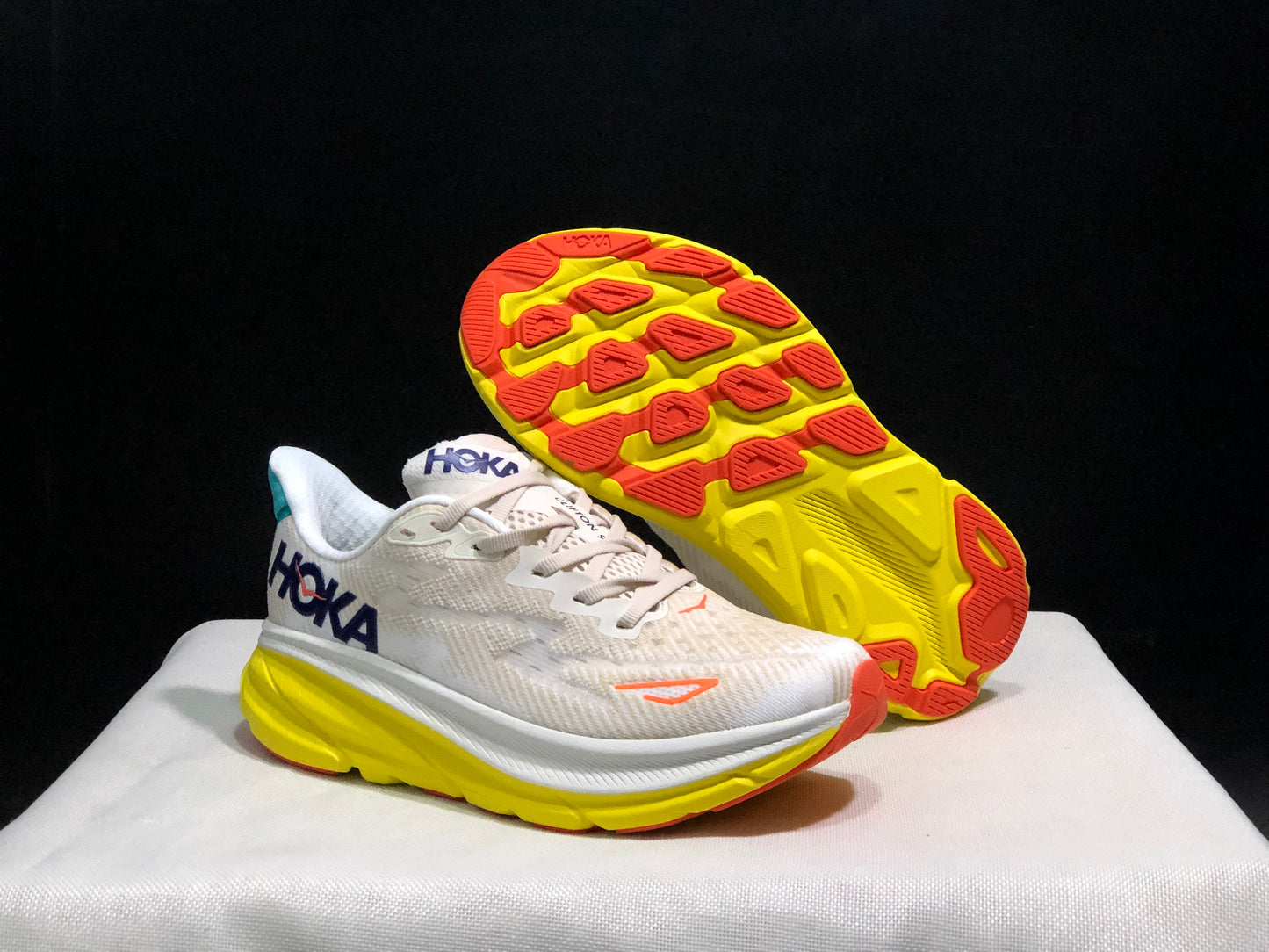 Hoka One One Clifton 9 Running Shoes Athletic Shoes Sneakers White/Yellow