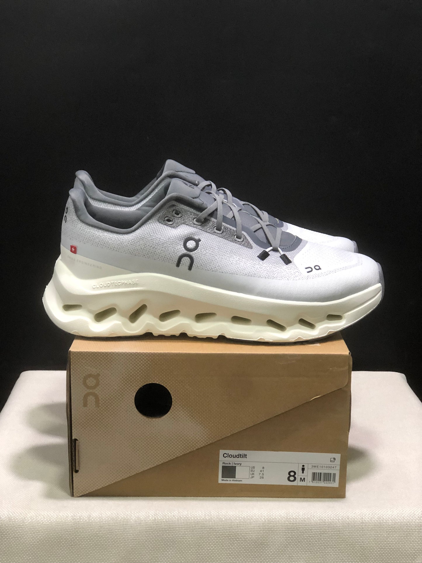 On Running Cloudtilt Durable Casual Life Shoes Ivory/Grey