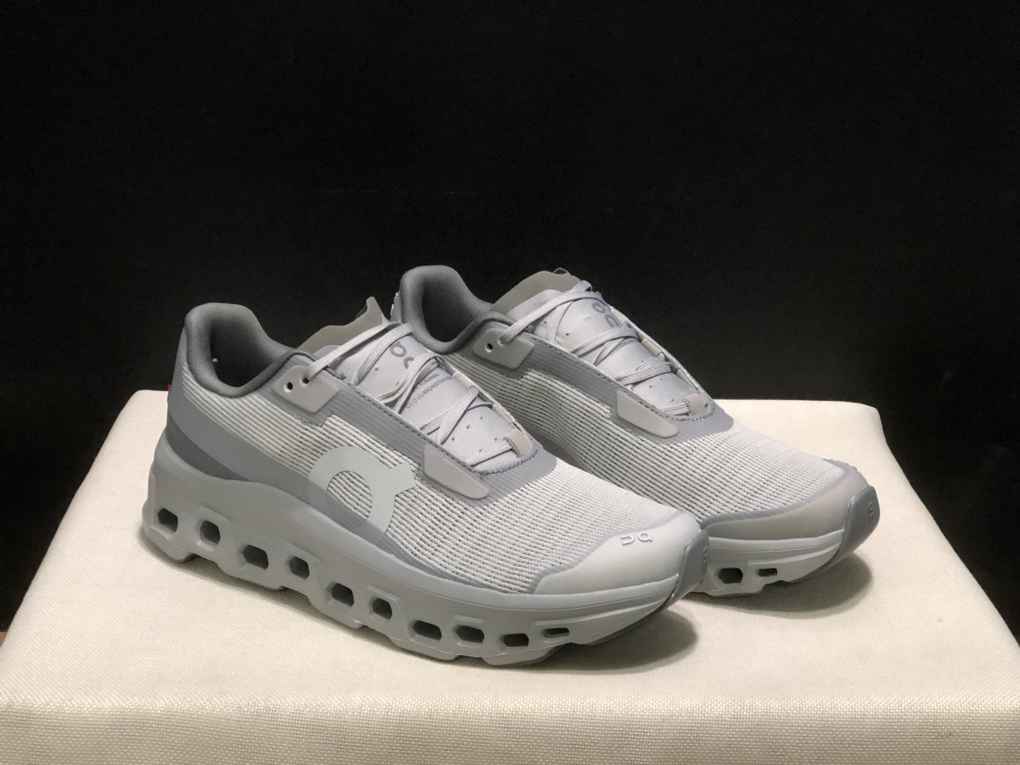 On Running Cloudmonster Void 1 M Casual Running Shoes Light Grey