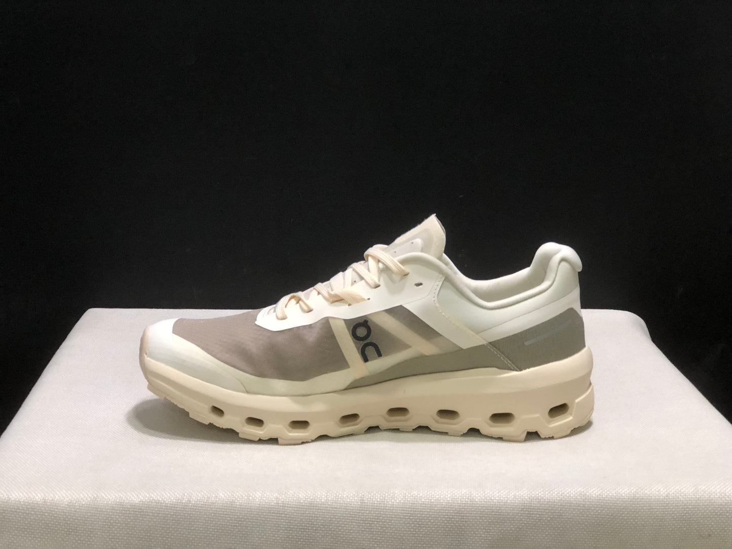 On Running Cloudvista 2 Waterproof Trail Running Shoes Cream/Desert