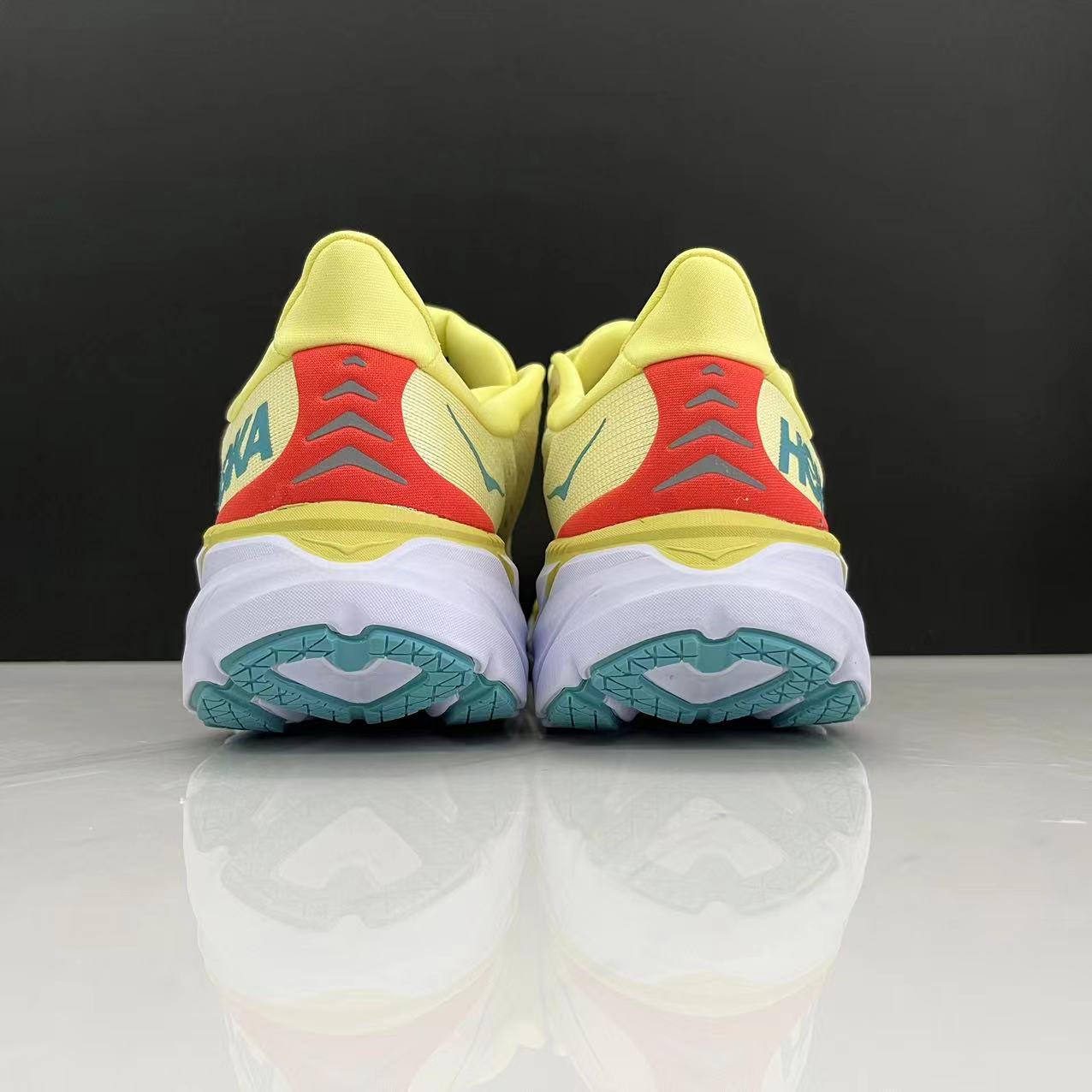 Hoka One One Clifton 8 Fashion Shoes Shock-absorbing Sneakers Light Yellow