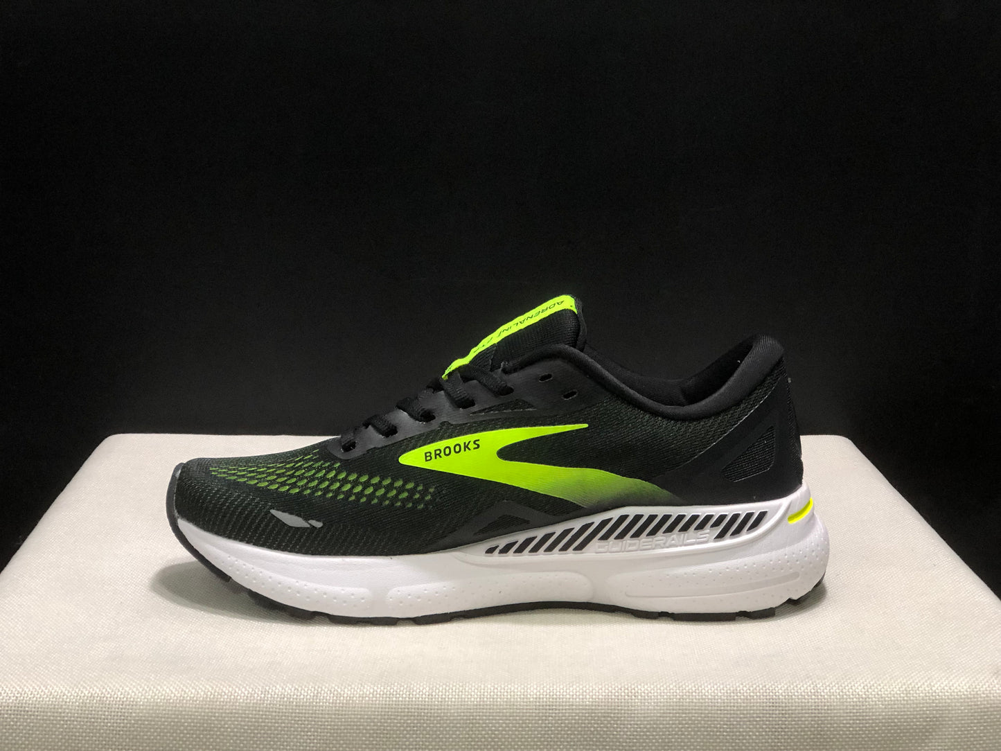 Brooks Adrenaline GTS 23 Shock-absorbing Wear-resistant Low-top Running Shoes Black/Green