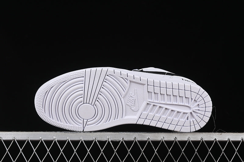 Nike Air Jordan 1 Retro Low DIOR White Black Sneakers