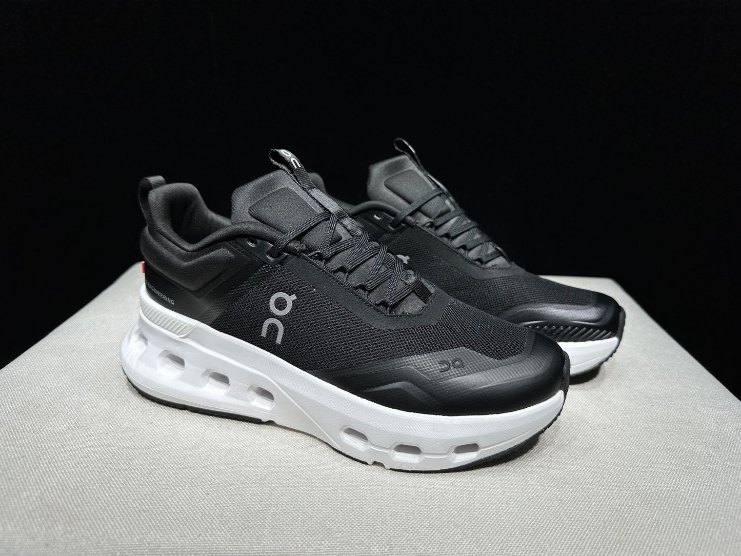 On Running Cloudnova X Comfortable Anti-Slip Running Shoes Black/White