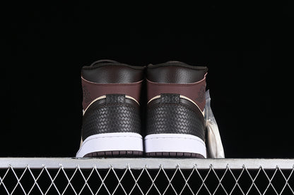 Nike Air Jordan 1 Mid SE Velvet Brown Sandrift Sneakers