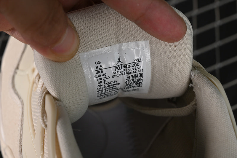 Nike Air Jordan 4 Remastered Legend Light Brown Sail Sneakers