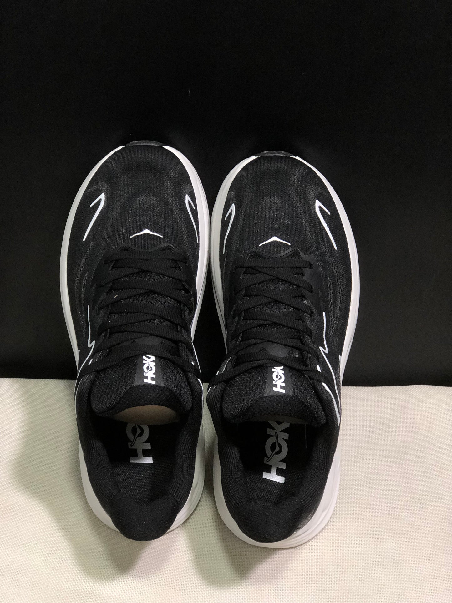 Hoka One One Clifton 10 Black/White Fashion Shoes Sneakers