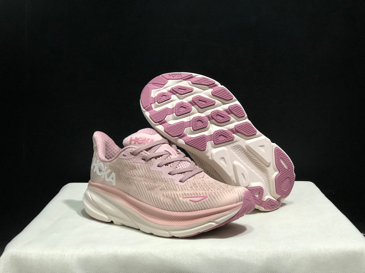 Hoka One One Clifton 9 Running Shoes Athletic Shoes Sneakers Light Pink
