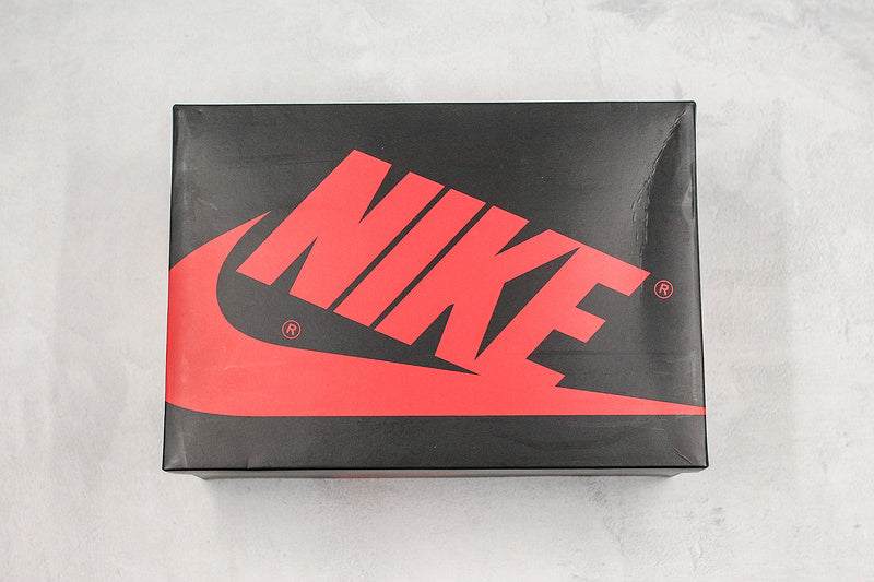 Nike Air Jordan 1 Retro High-Top Obsidian UNC 2019 Blue Sneakers