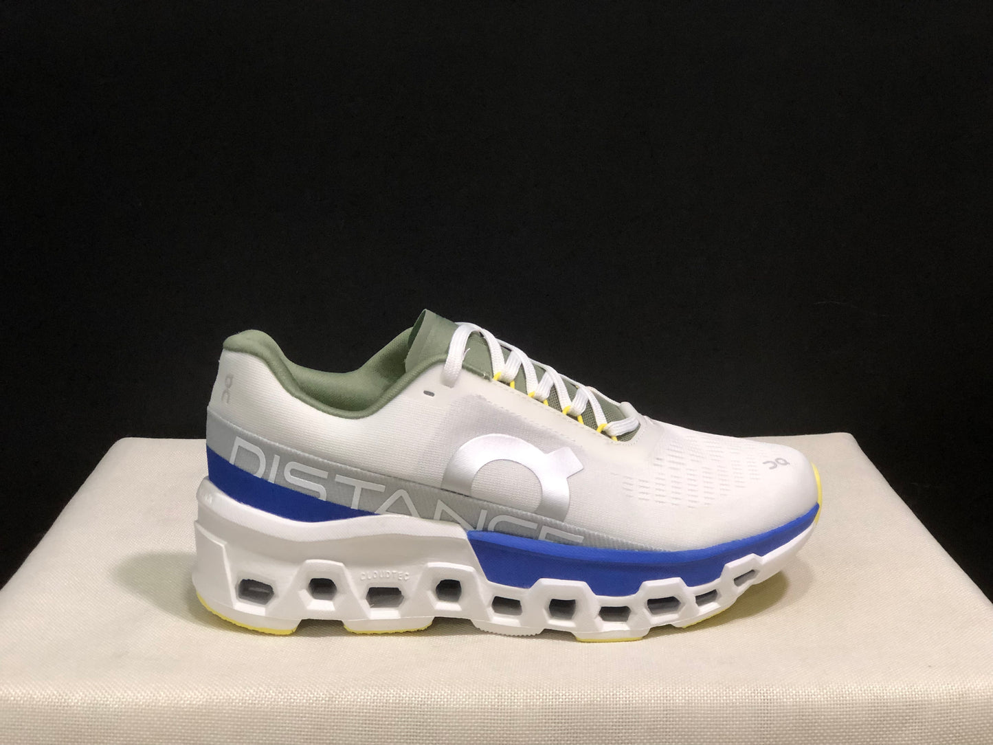 On Running Cloudmonster 2 Shock-Absorbing And Breathable Running Shoes White/Royal