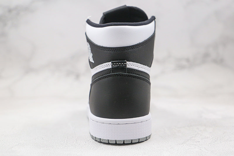 Nike Air Jordan 1 Retro High Grey Sole Black White Sneakers