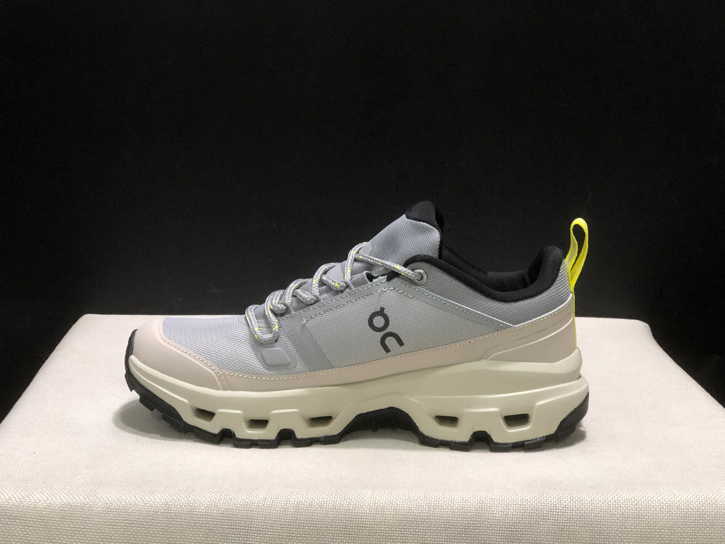 On Running Cloudrock Low WP Hiking Outdoor Shoes Light Grey