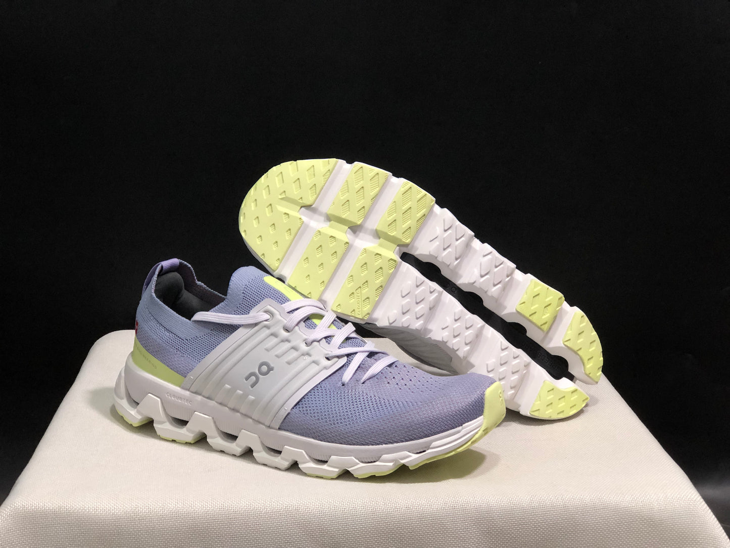 On Running Cloudswift 3 Trendy And Comfortable Running Shoes Light Purple/Hay