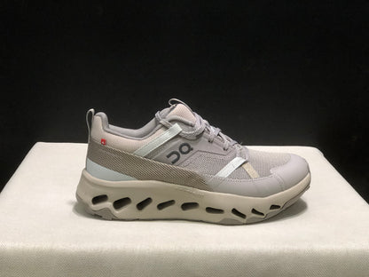 On Running Cloudhorizon Comfortable Hiking Shoes White/Light Brown
