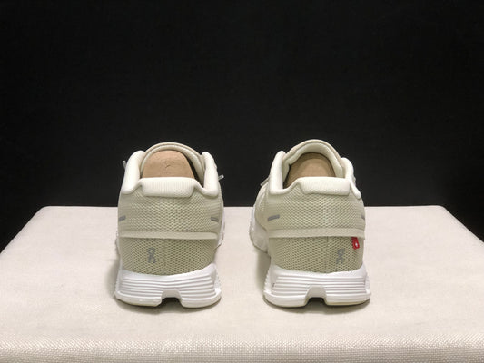 On Running Cloud 5 Lightweight Running Shoes Cream/Sand