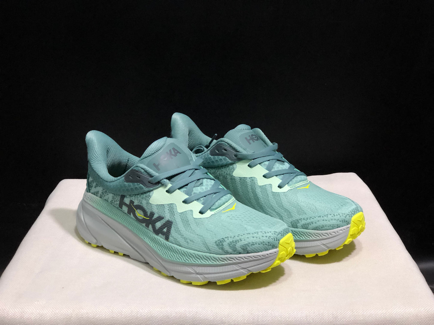 Hoka One One Challenger 7 Shock-absorbing Breathable Running Shoes Sneakers Teal