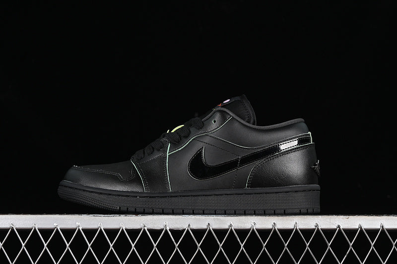 Nike Air Jordan 1 Low Black Cat Pure Black Sneakers