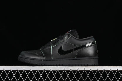 Nike Air Jordan 1 Low Black Cat Pure Black Sneakers