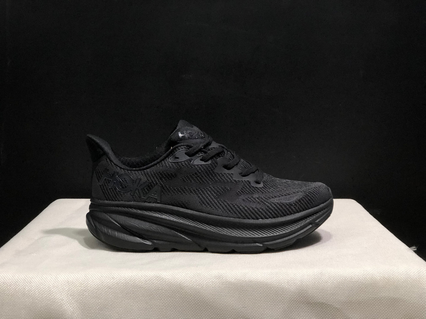 Hoka One One Clifton 9 Black Running Shoes Athletic Shoes Sneakers