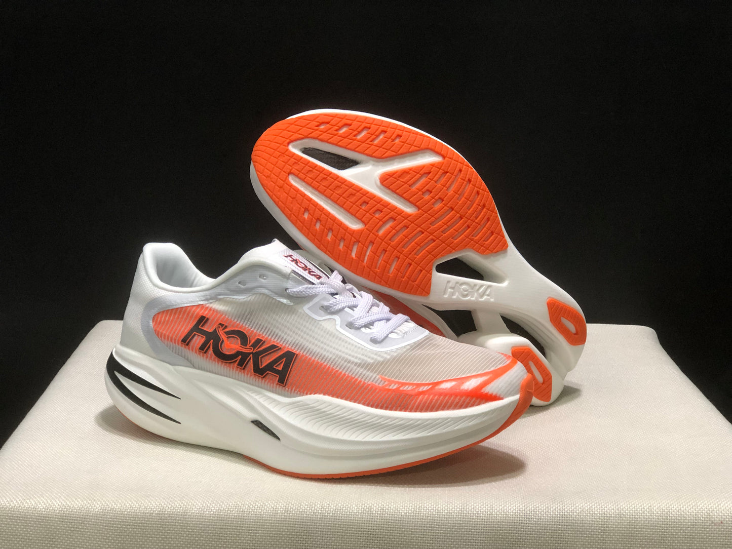 Hoka One One Cielo X1 2.0 Low-top Running Shoes Sneakers White/Orange