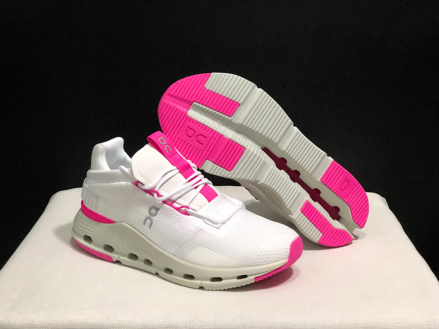 On Running Cloudnova Lightweight Sports Casual Shoes White/Rose Red
