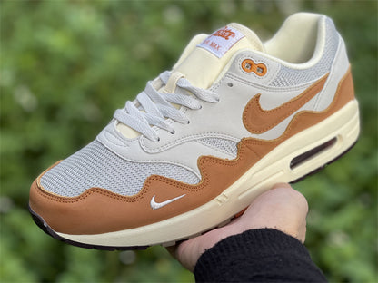 Nike Air Max 1 Patta Waves Monarch Brick Orange Pure Platinum Sneakers