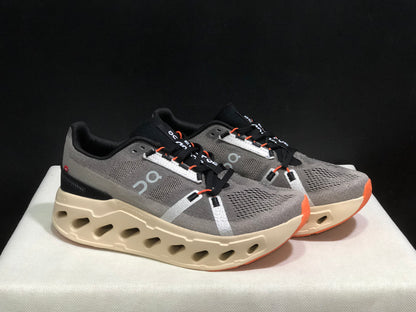 On Running Cloudeclipse Soft And Comfortable Running Shoes Fade/Sand