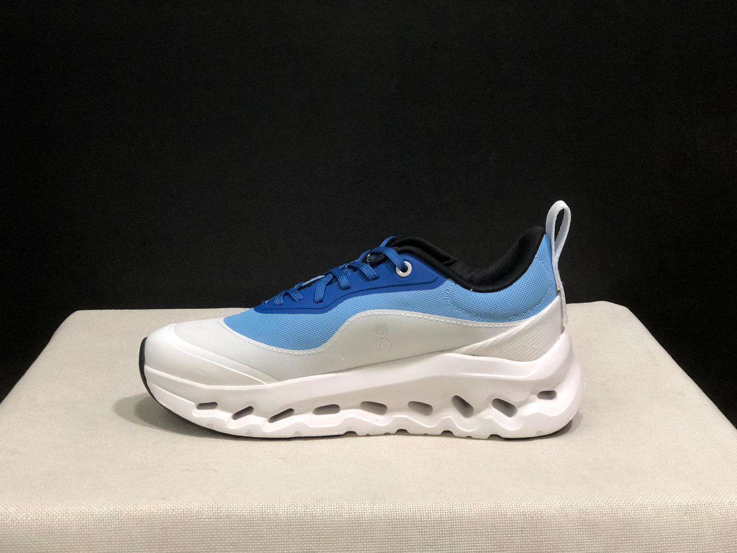 LOEWE x On Running Cloudtilt 2.0 Casual Sports Shoes Lake Blue