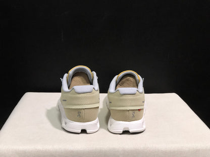 On Running Cloud 5 Lightweight Running Shoes Haze/Sand