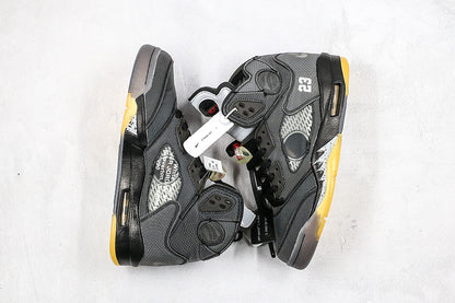 Nike Air Jordan Retro 5 SP x Off-White Mid Muslin Medium Grey Sneakers