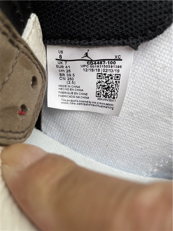 Nike Air Jordan 1 Retro Travis Scott White/Dark Mocha Sneakers