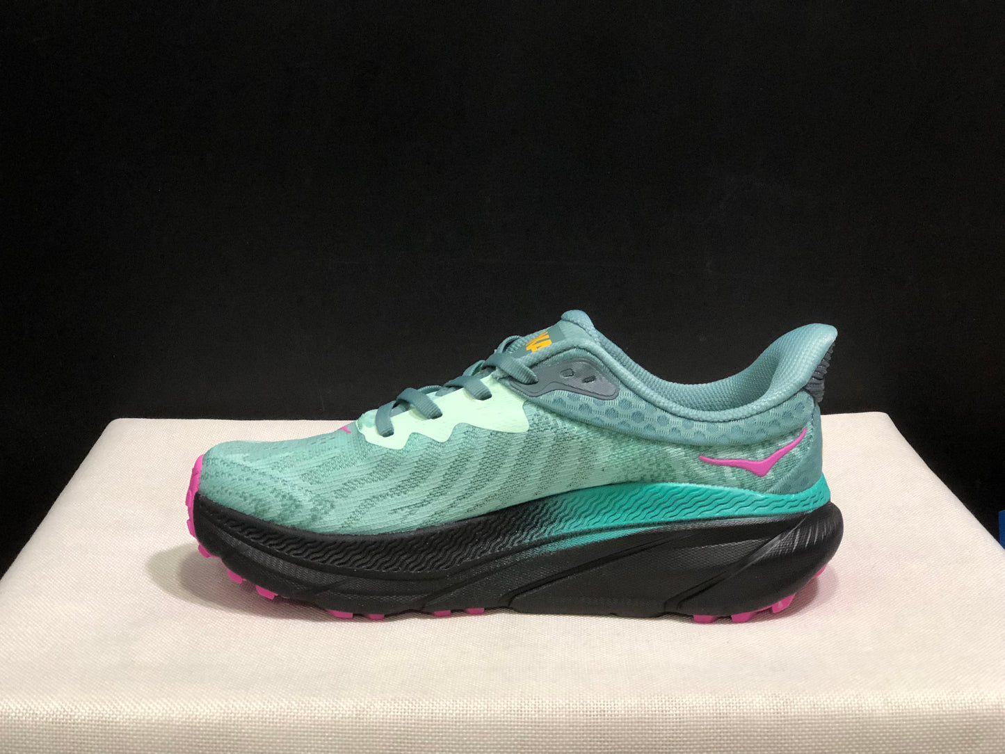 Hoka One One Challenger 7 Shock-absorbing Breathable Running Shoes Teal Sneakers