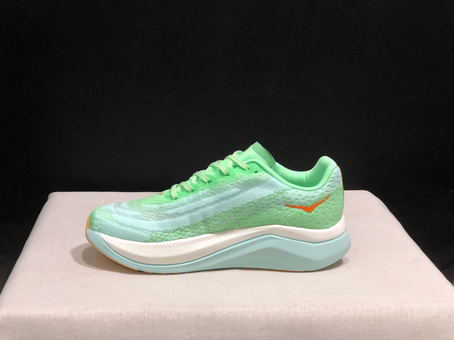 Hoka One One Mach X Low-top Running Shoes Sneakers Fluorescent Green