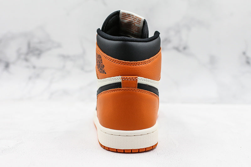 Nike Air Jordan 1 Retro High OG Taxi Yellow Toe Sneakers