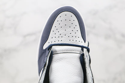 Nike Air Jordan 1 Retro High CO.JP Midnight Navy Sneakers