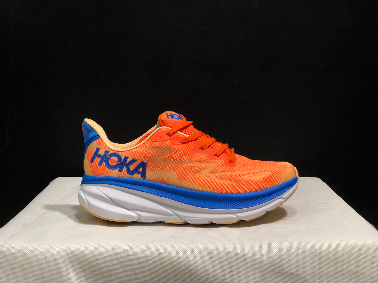 Hoka One One Clifton 9 Running Shoes Athletic Shoes Sneakers Orange
