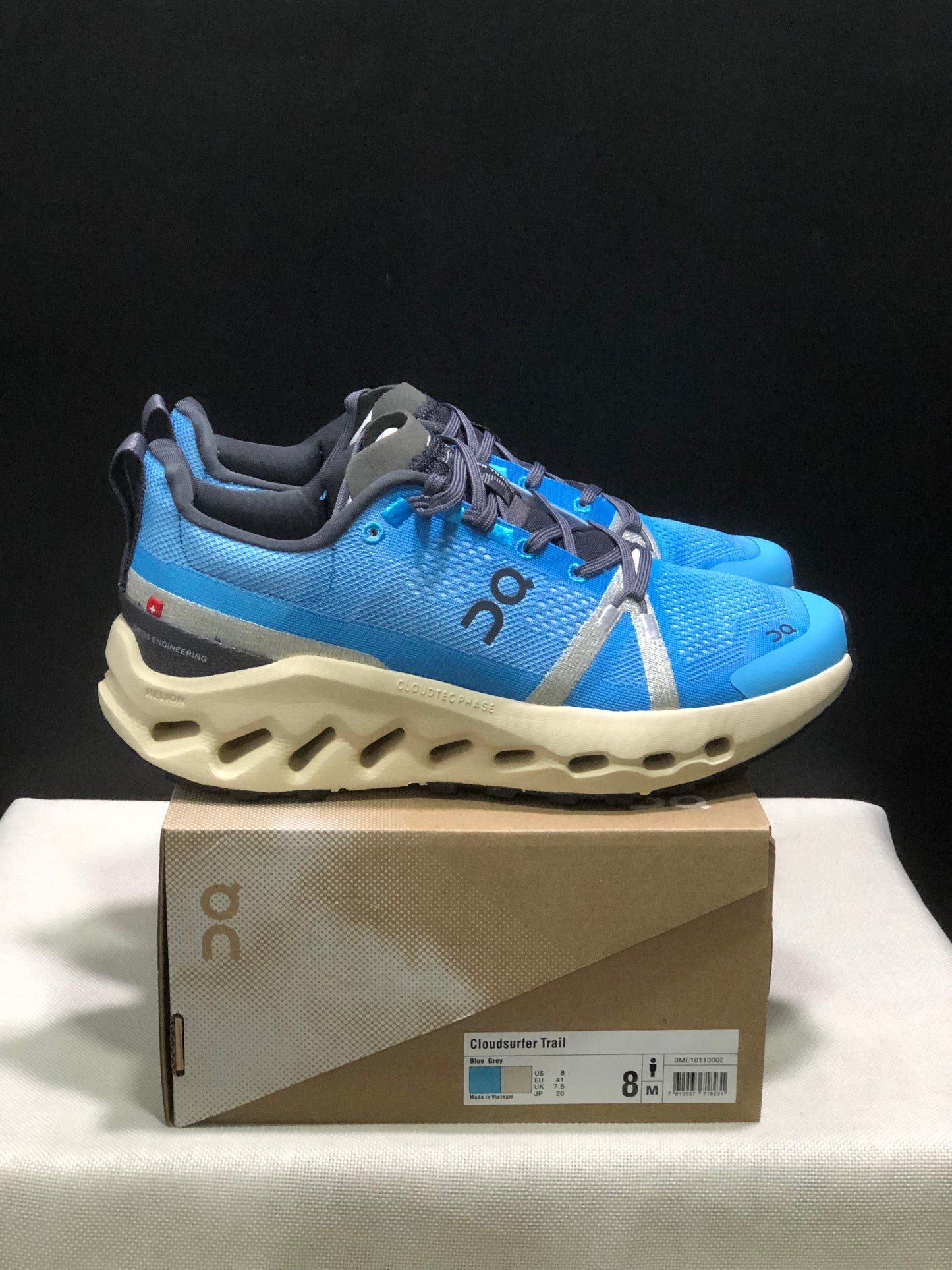 On Running Cloudsurfer Trail Waterproof Comfortable And Breathable Blue Running Shoes