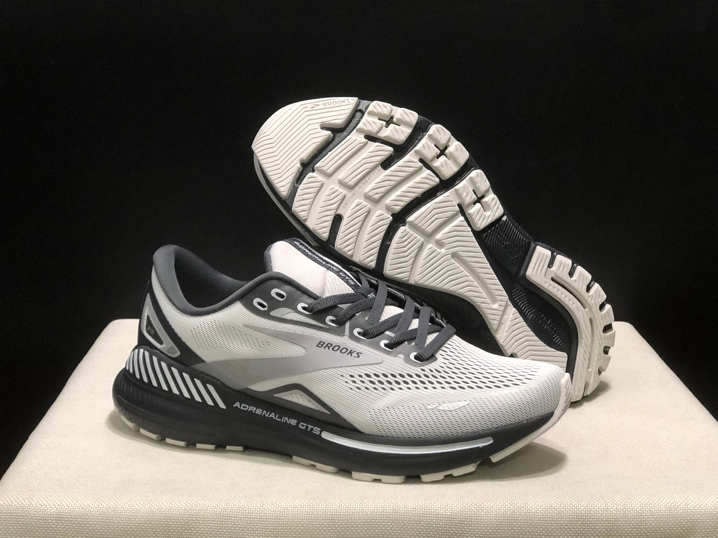 Brooks Adrenaline GTS 23 Shock-absorbing Wear-resistant Low-top Running Shoes Mushroom Grey